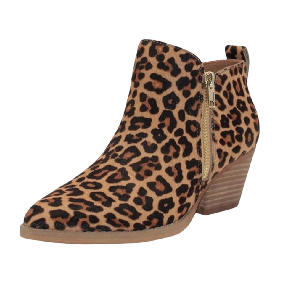 VERY VOLATILE • Gracemont Leopard Print Ankle Booties Boots Includes Box